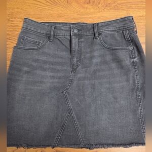 Old Navy Black Demin 5 Pocket Skirt  Size 12